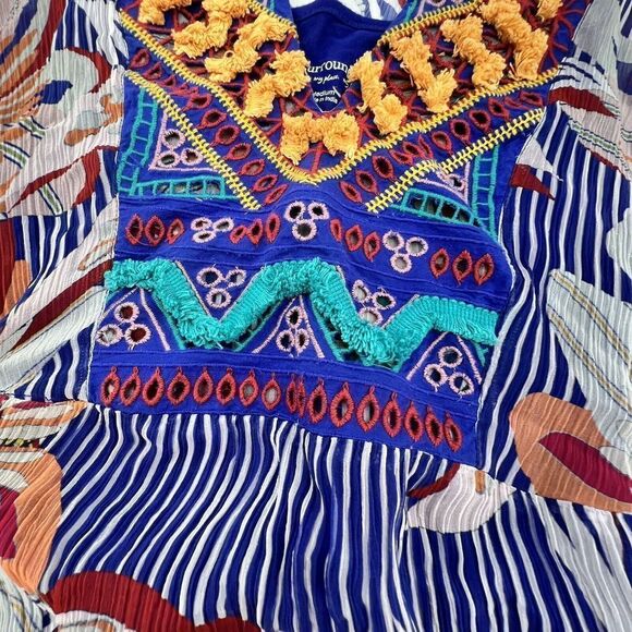 Soft Surroundings | Woman's Tory Tunic Floral Stripe Embroidered Top M - Picture 2 of 5